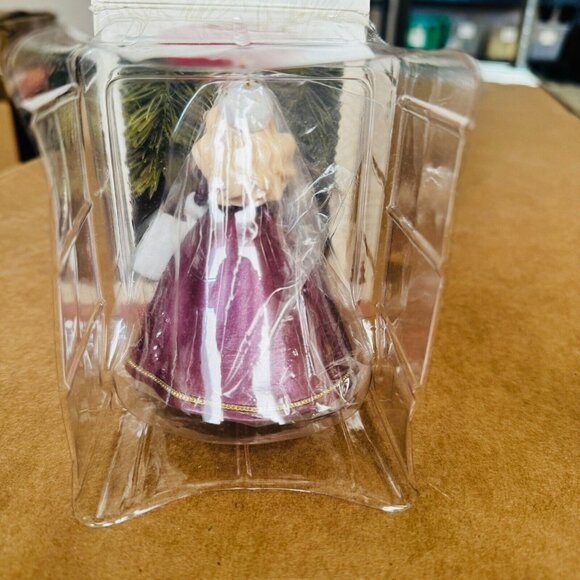 Hallmark Keepsake Ornament 1996 Holiday Barbie Collectors Series Victorian Style - Picture 6 of 7